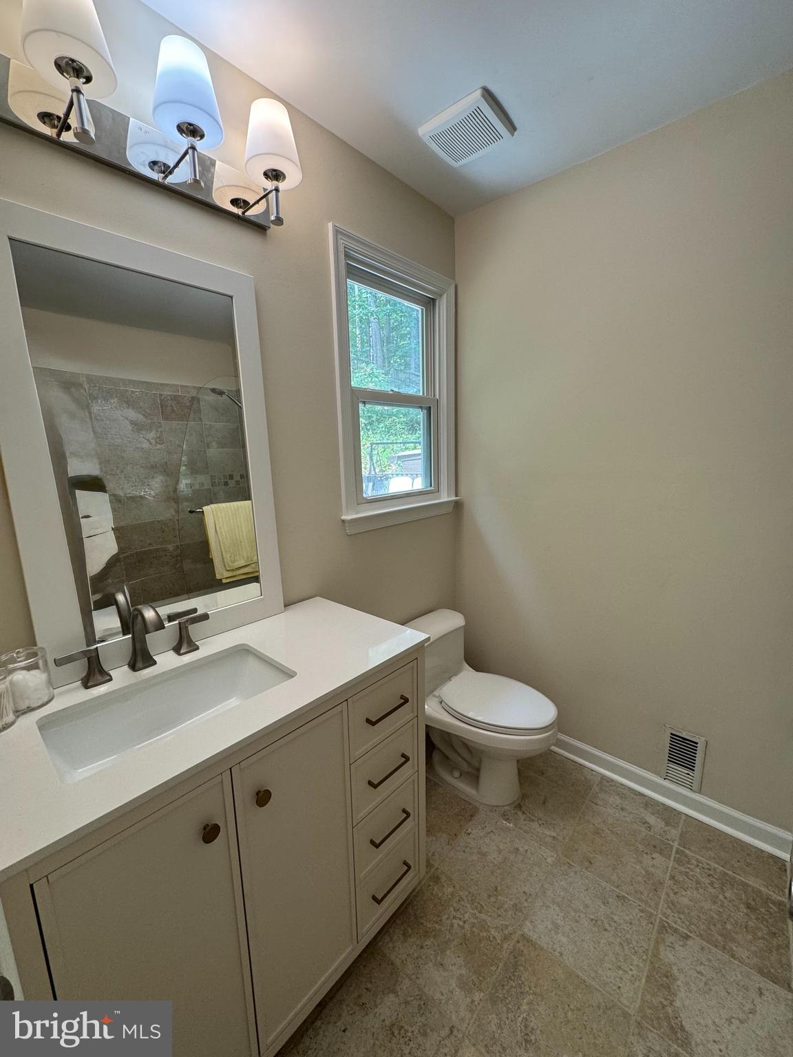 2036 COAST GUARD DRIVE