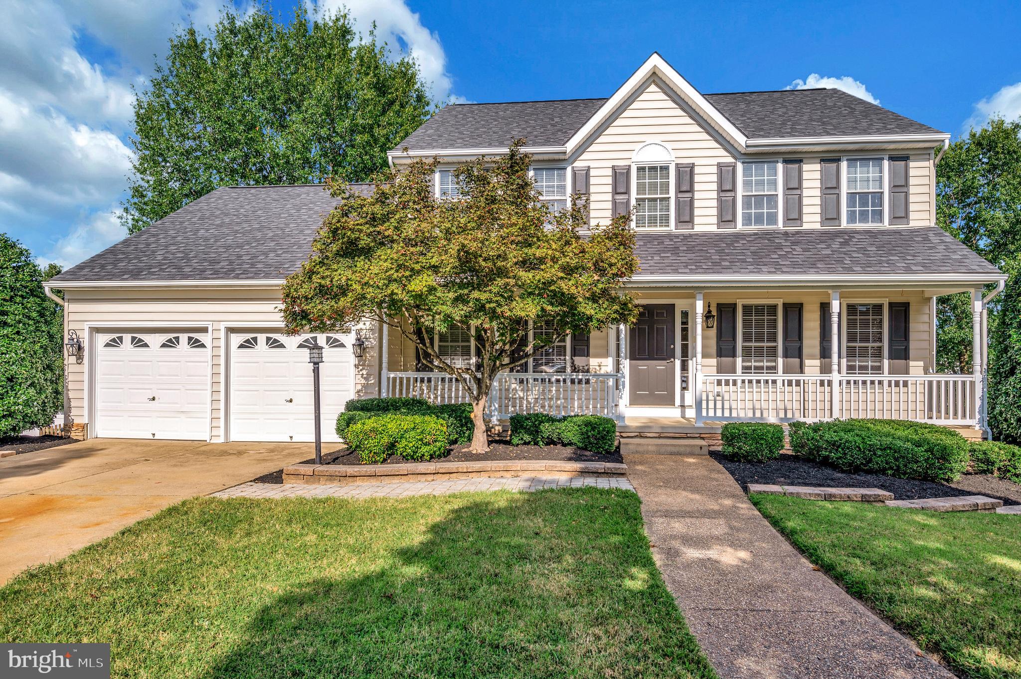 12 STRATFORD HALL COURT