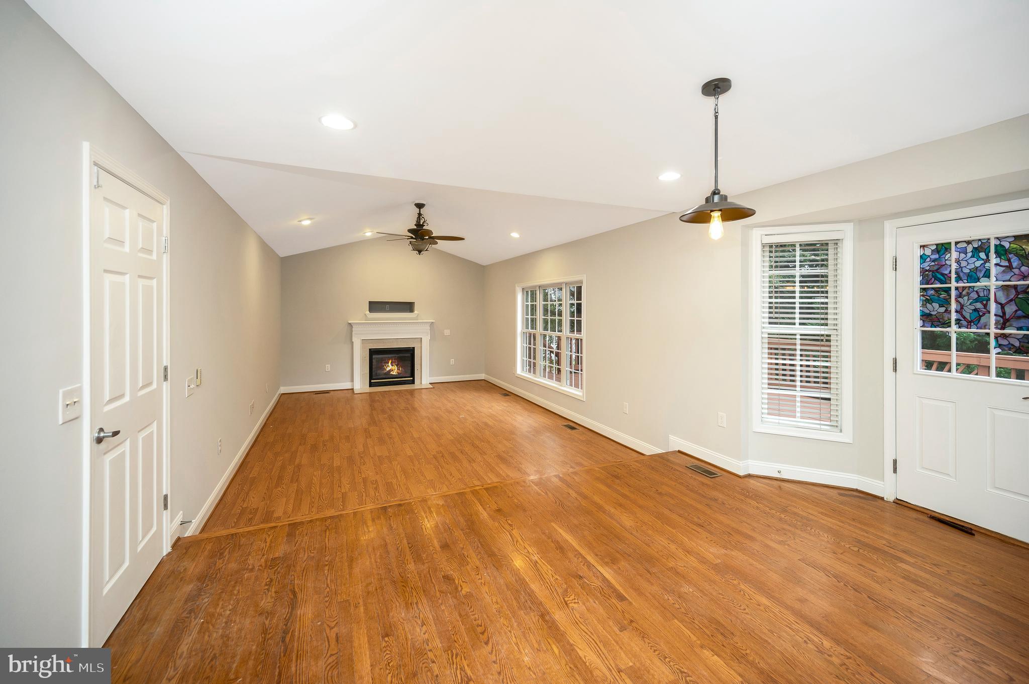 12 STRATFORD HALL COURT