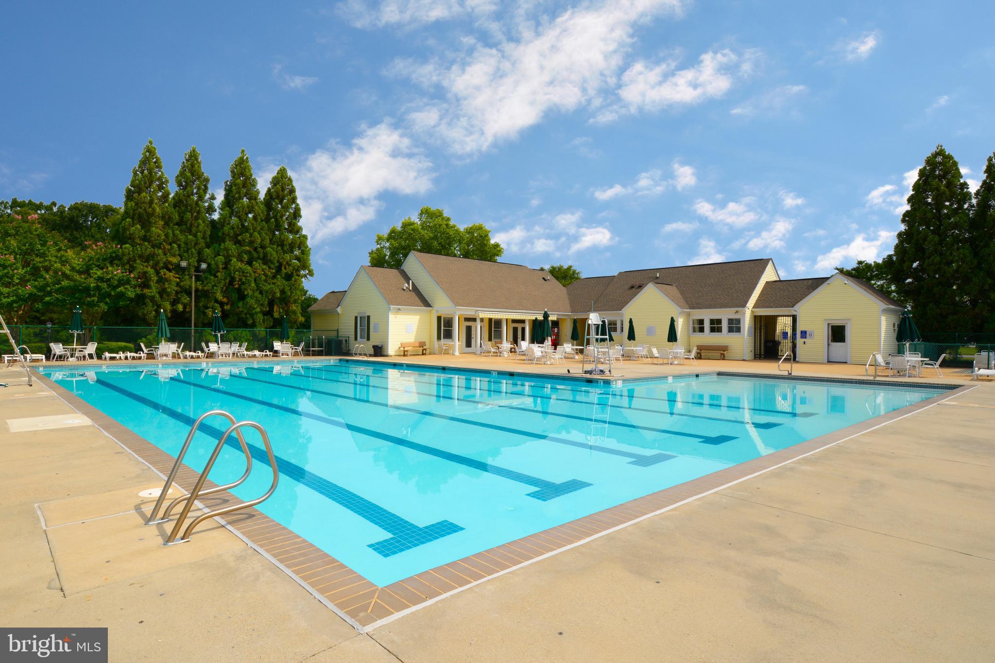 12 STRATFORD HALL COURT