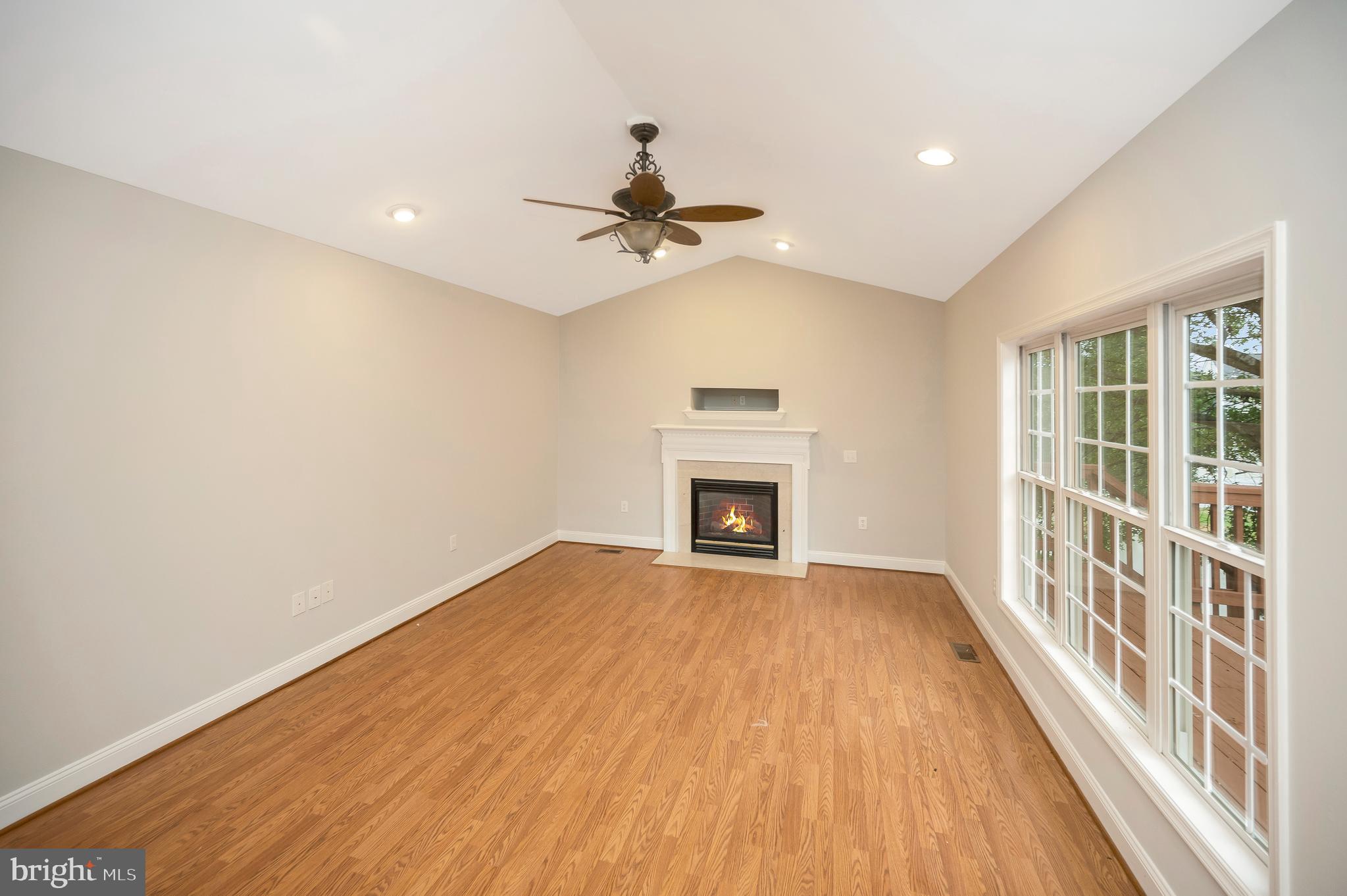 12 STRATFORD HALL COURT