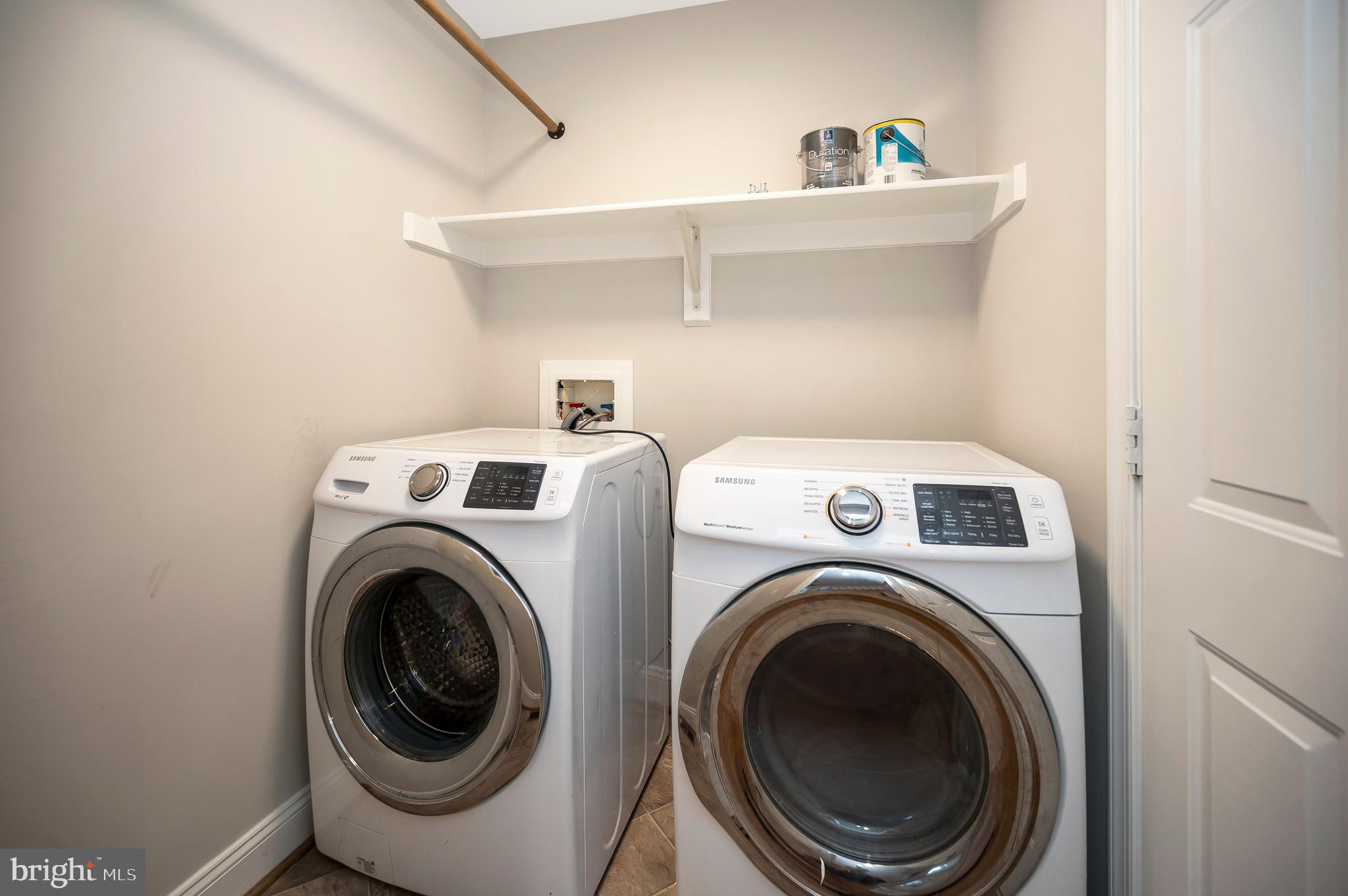 12 STRATFORD HALL COURT