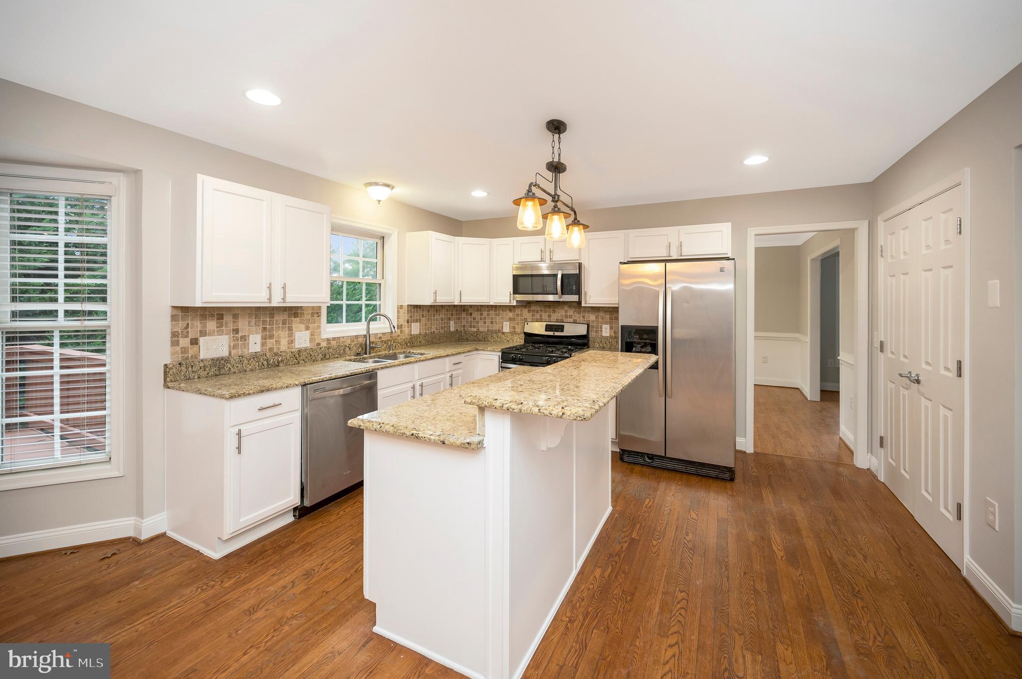 12 STRATFORD HALL COURT