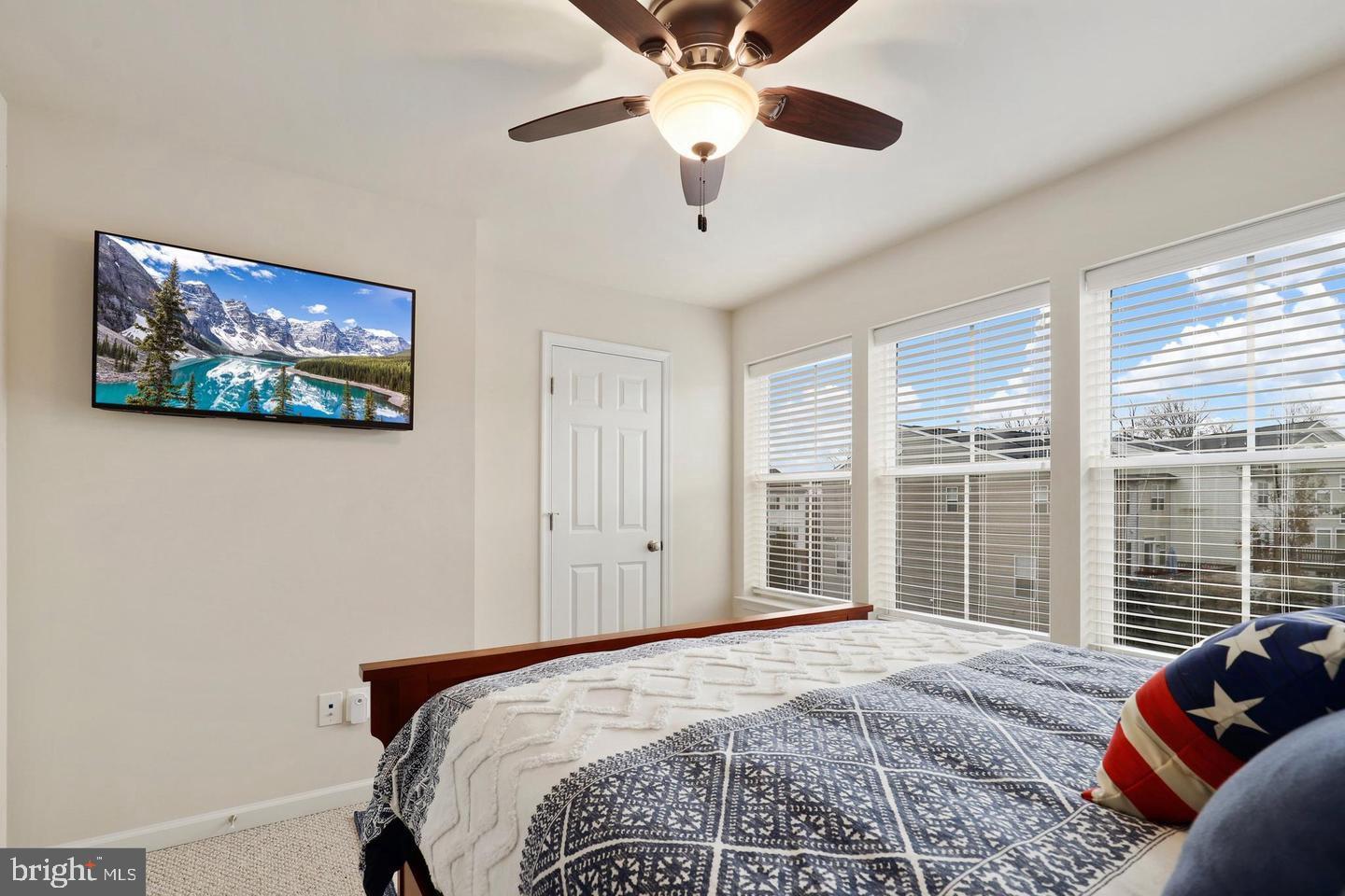 205 WOODSTREAM CIRCLE 2984