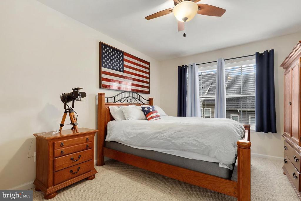 205 WOODSTREAM CIRCLE 2984
