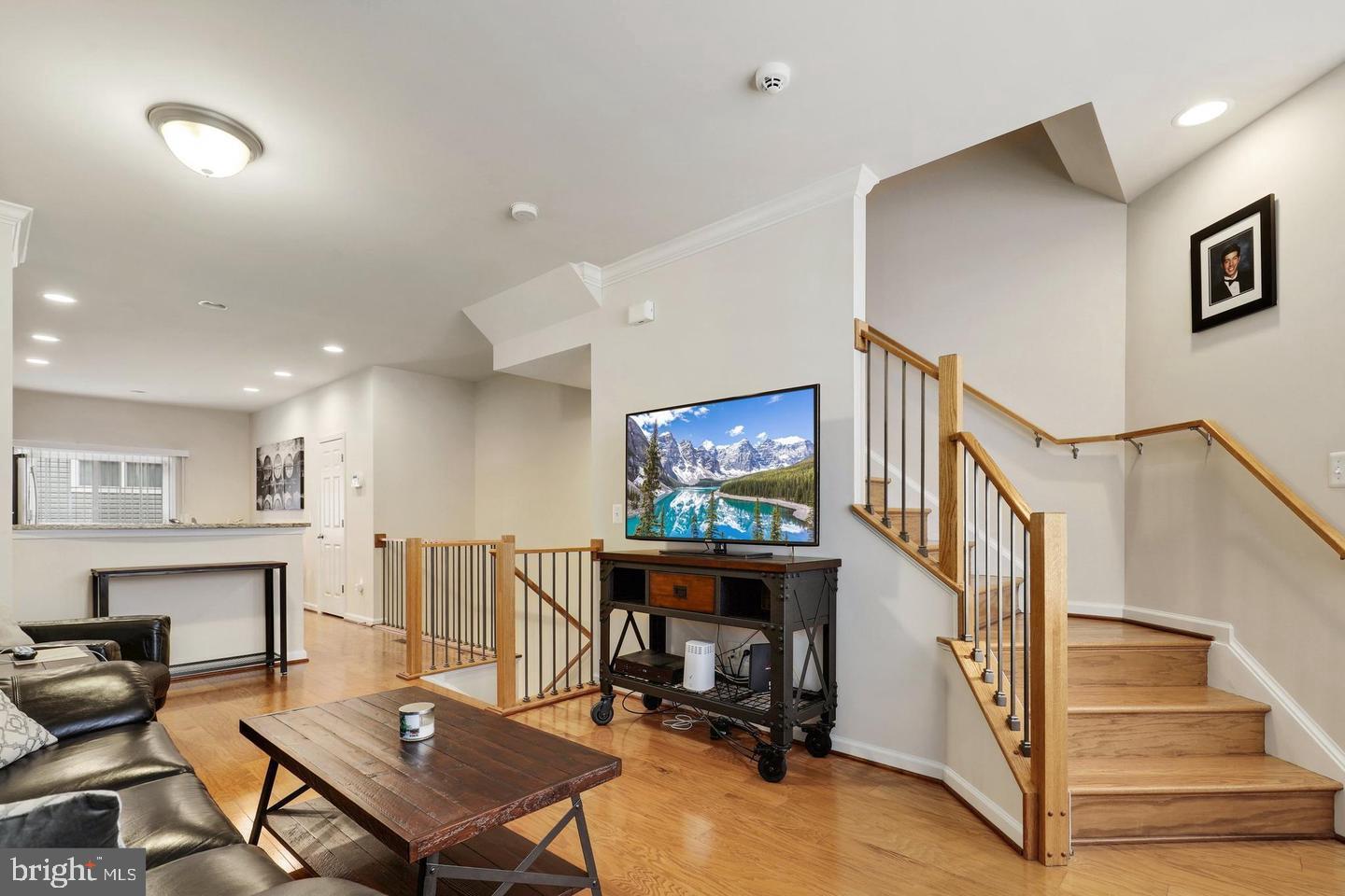 205 WOODSTREAM CIRCLE 2984