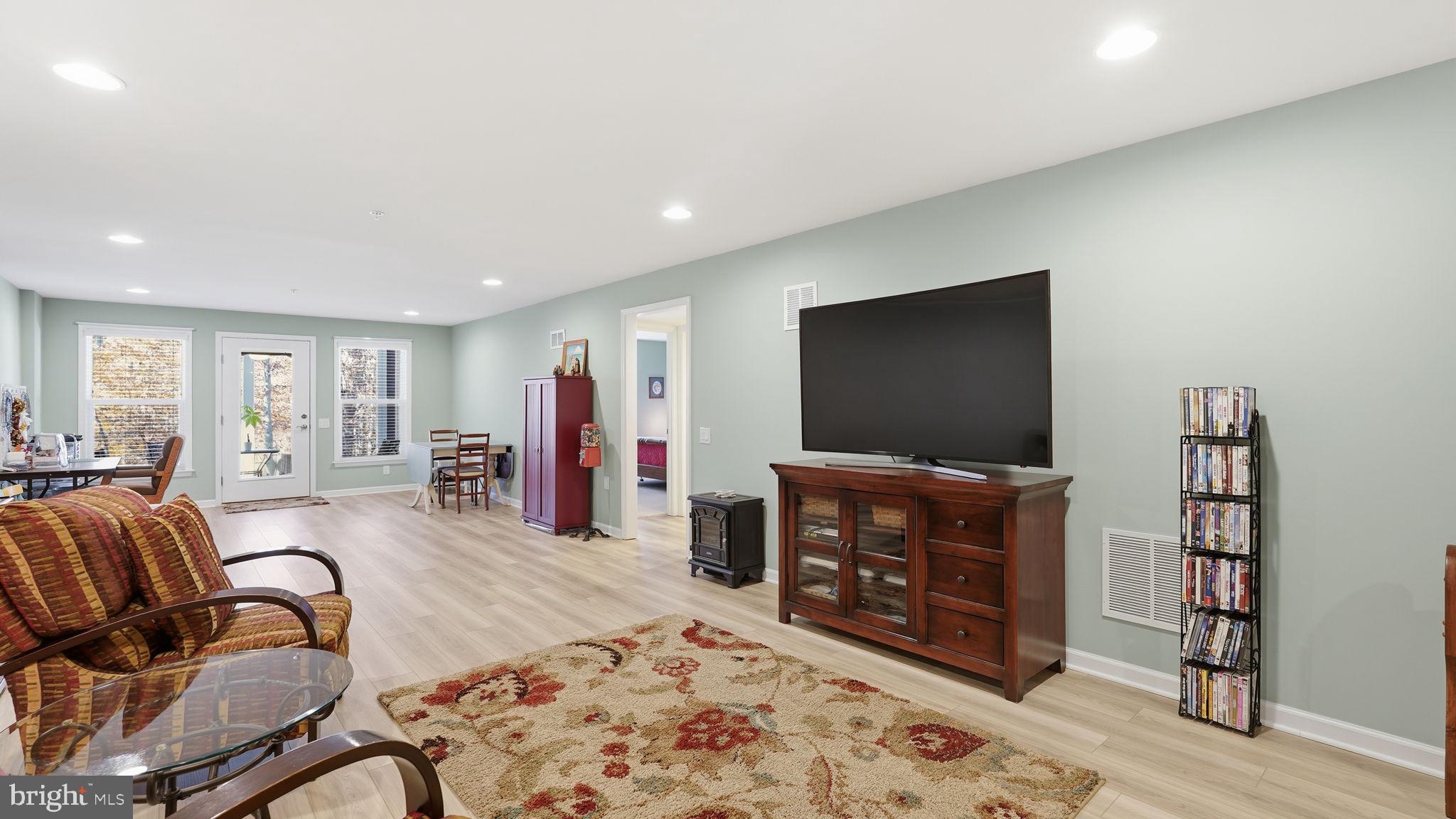 7 NAUSET WAY