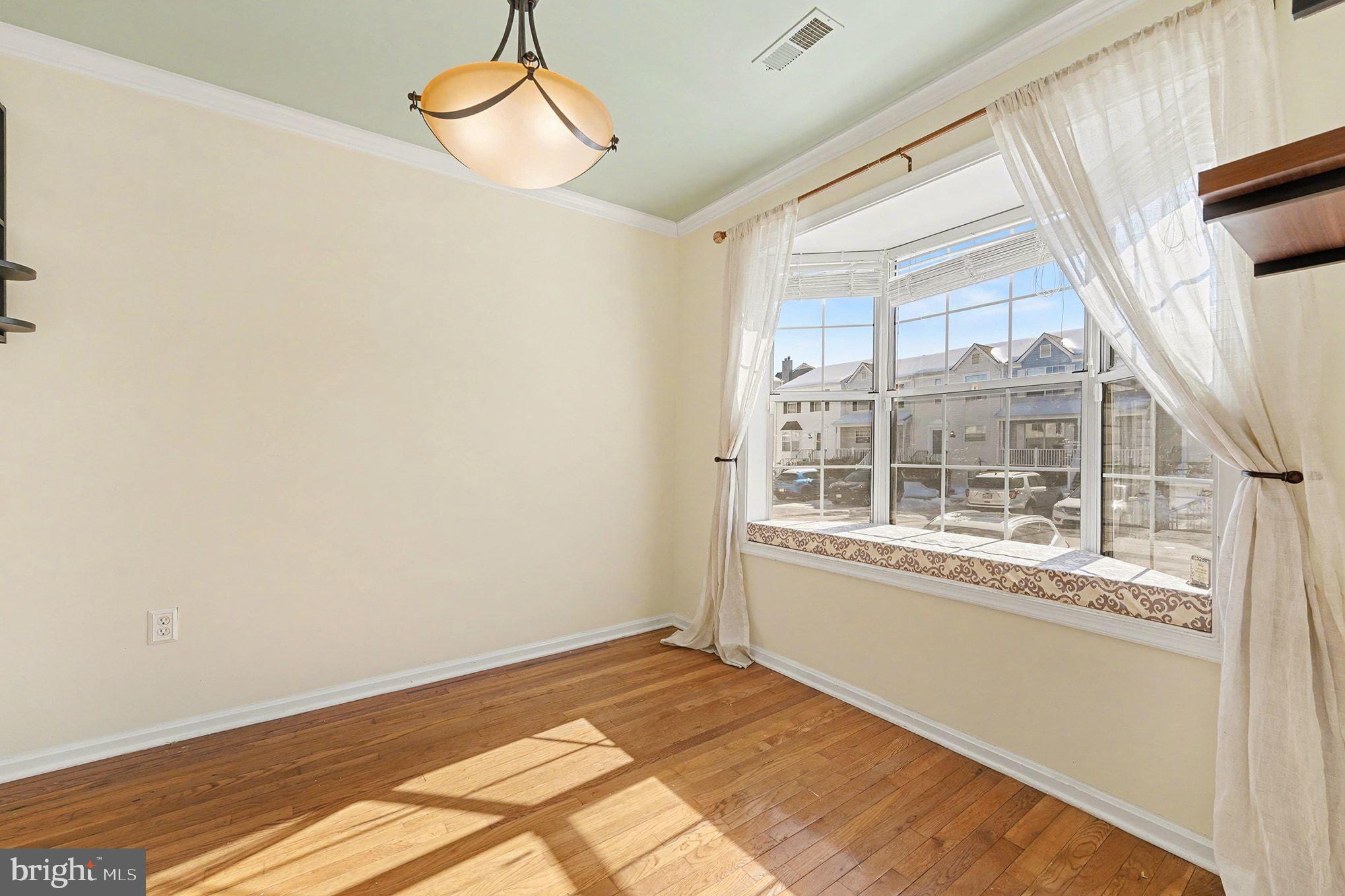 103 PICADILLY LANE 94