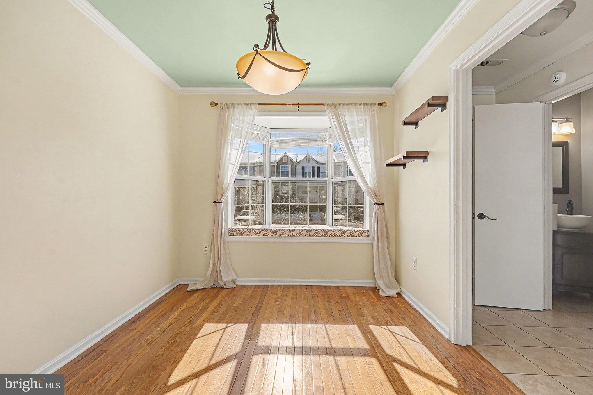 103 PICADILLY LANE 94