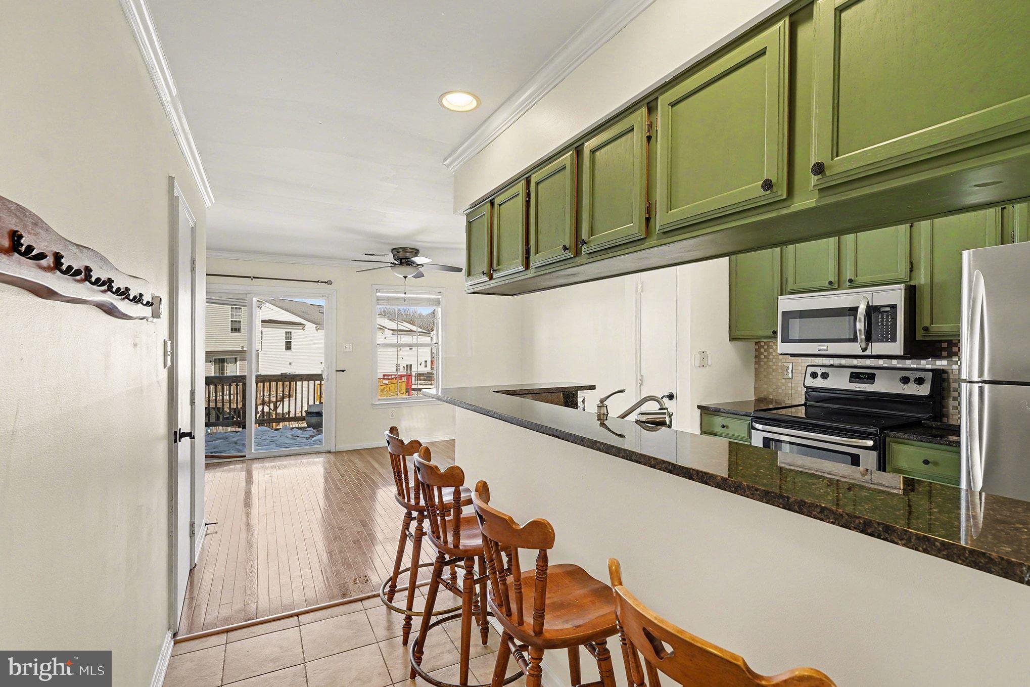 103 PICADILLY LANE 94