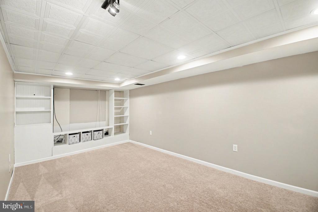 3101 VOYAGE DRIVE