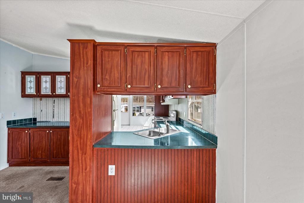 22 CLEARVIEW LN
