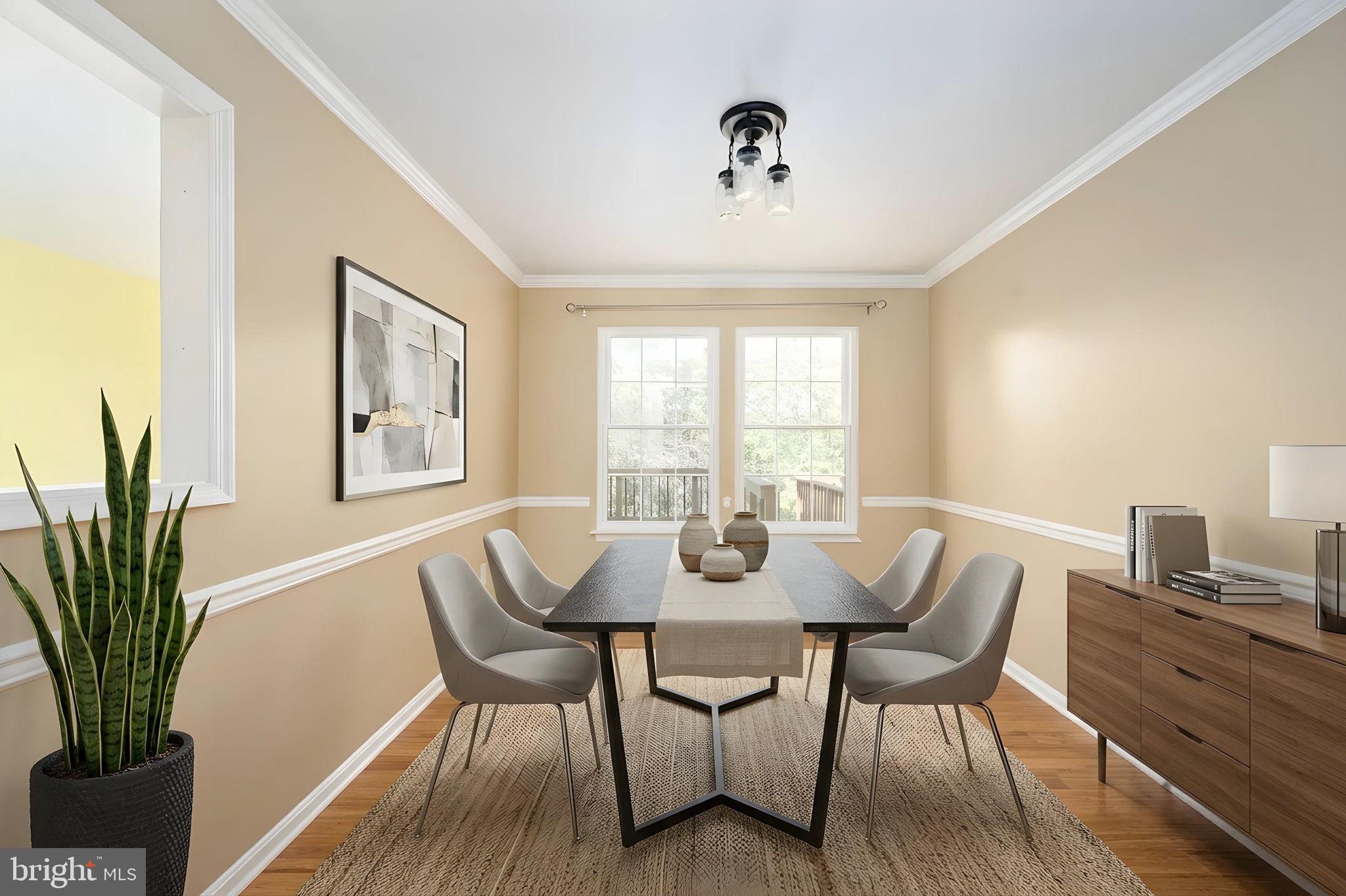 207 KNOLLWOOD COURT