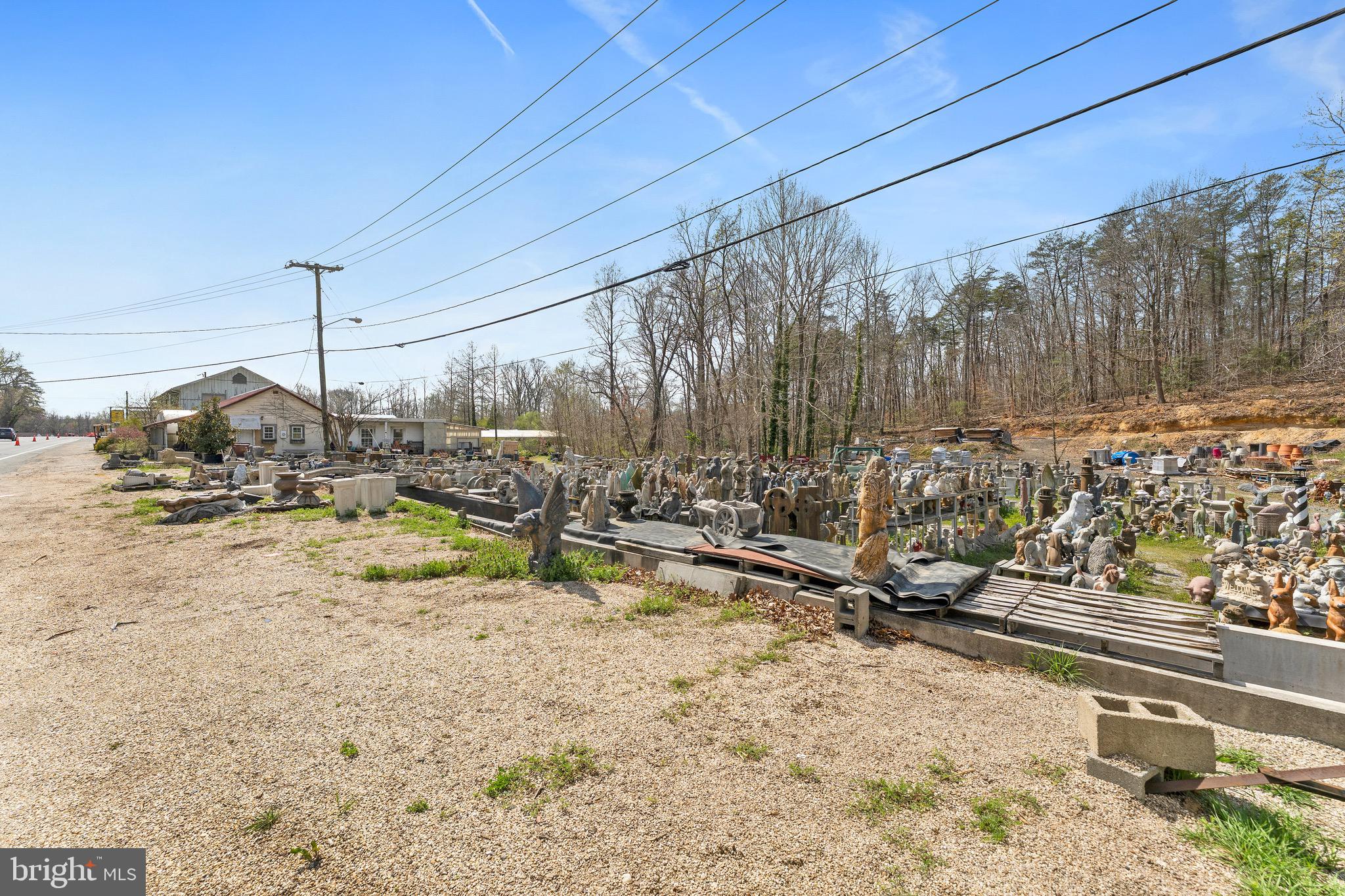 3361 RICHMOND HIGHWAY