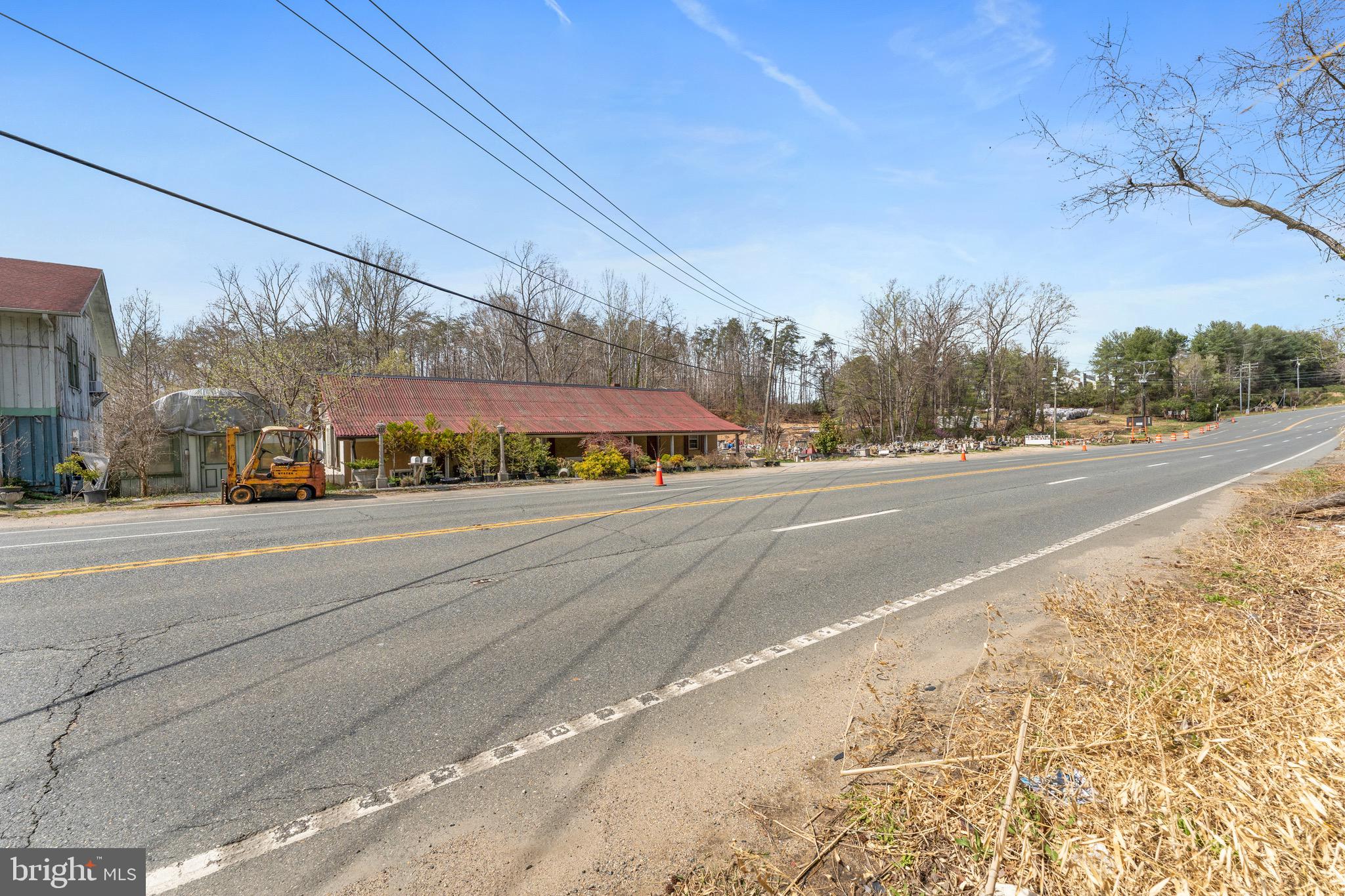 3361 RICHMOND HIGHWAY