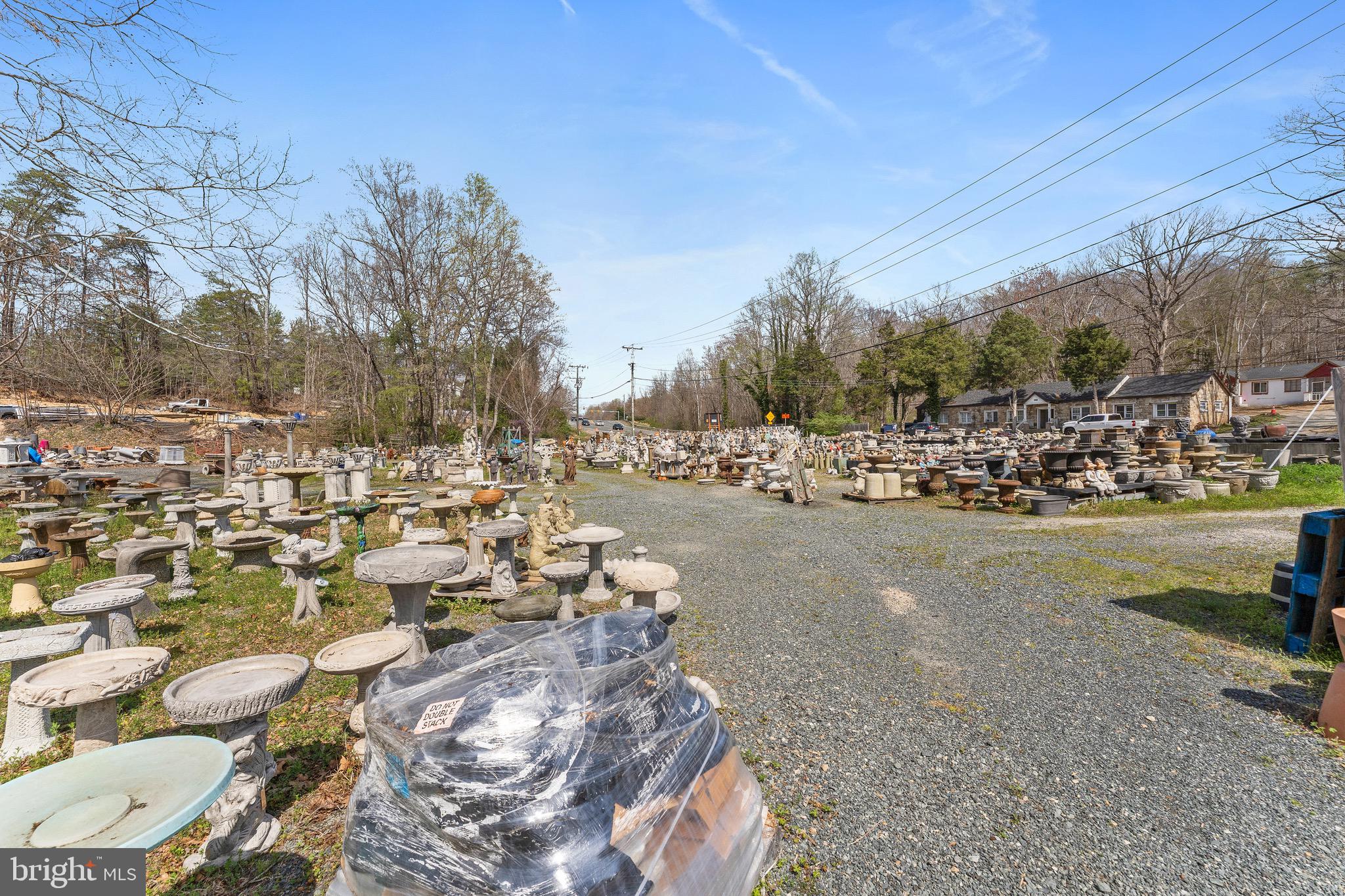 3361 RICHMOND HIGHWAY