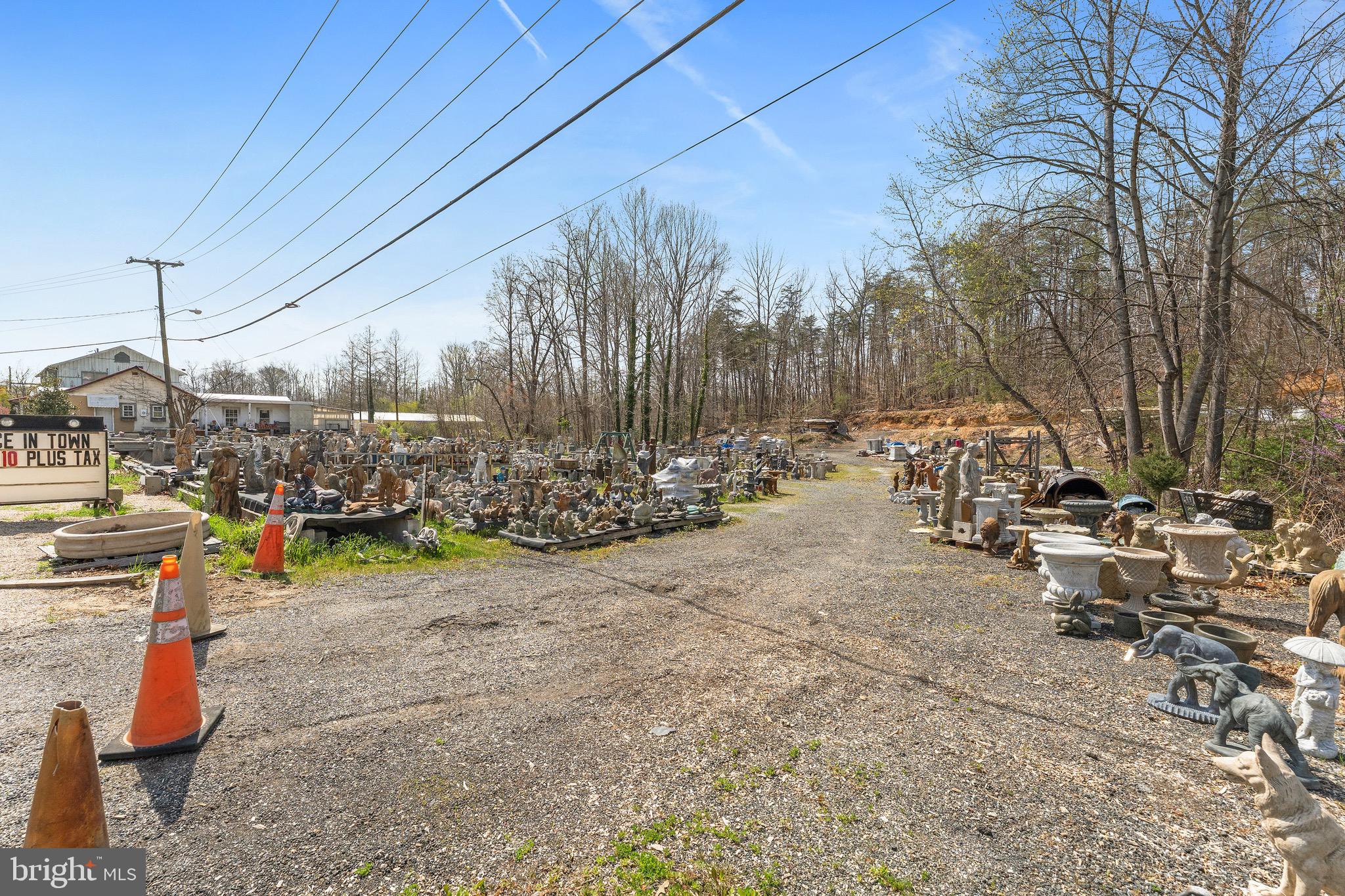 3361 RICHMOND HIGHWAY