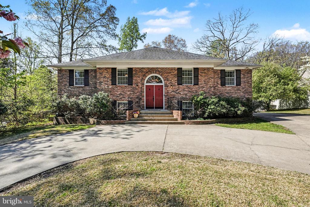1014 BLACKBEARD DRIVE