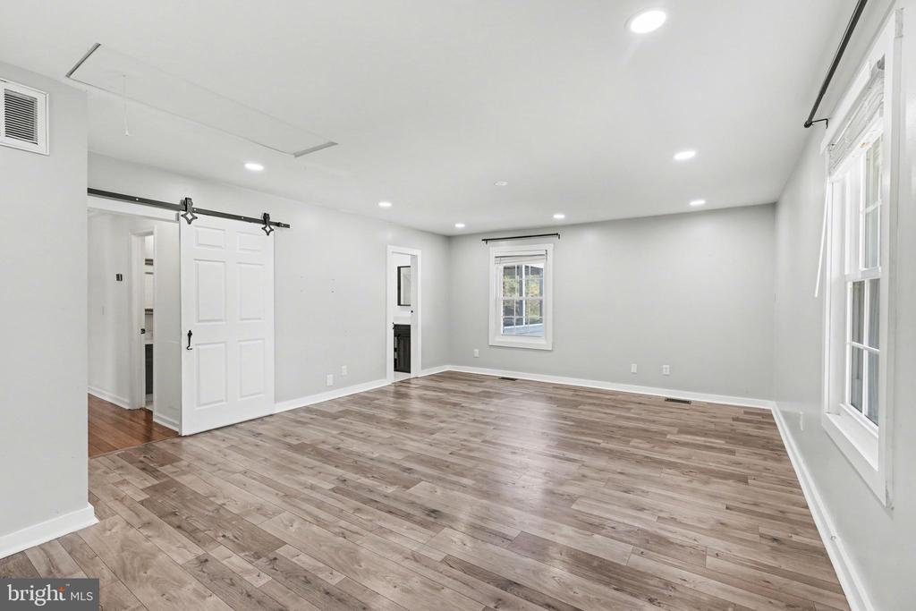 1014 BLACKBEARD DRIVE