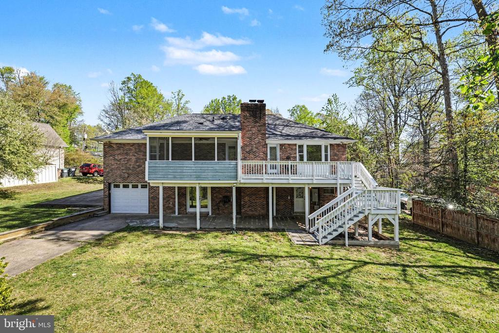 1014 BLACKBEARD DRIVE