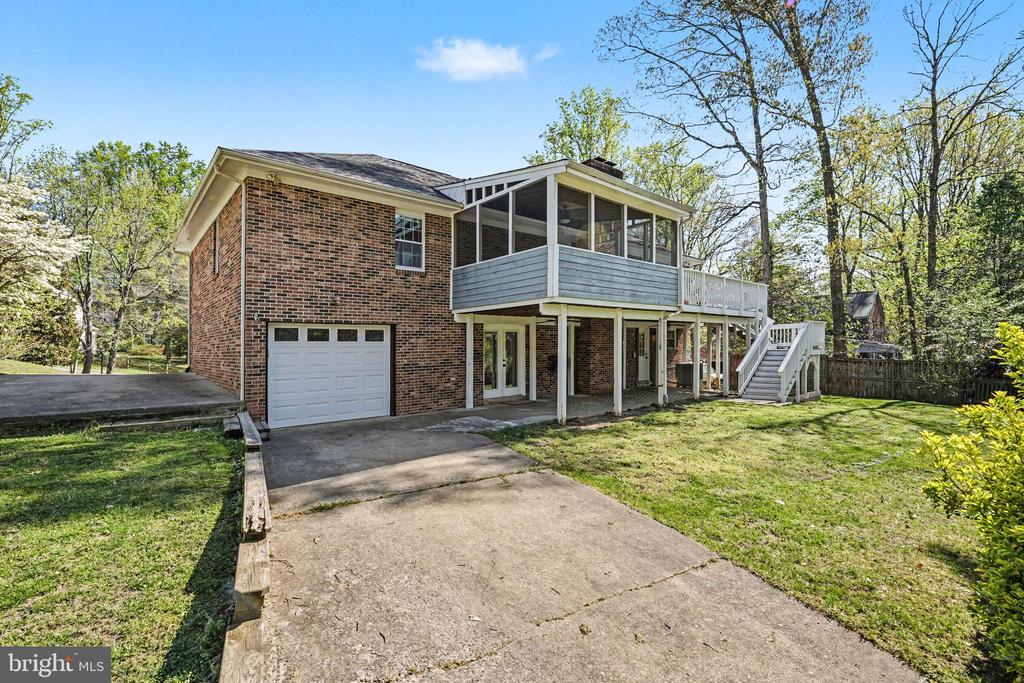 1014 BLACKBEARD DRIVE