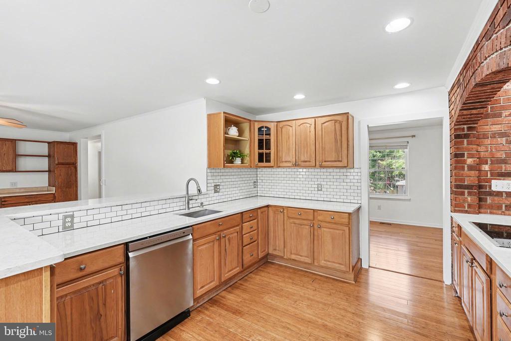 1014 BLACKBEARD DRIVE