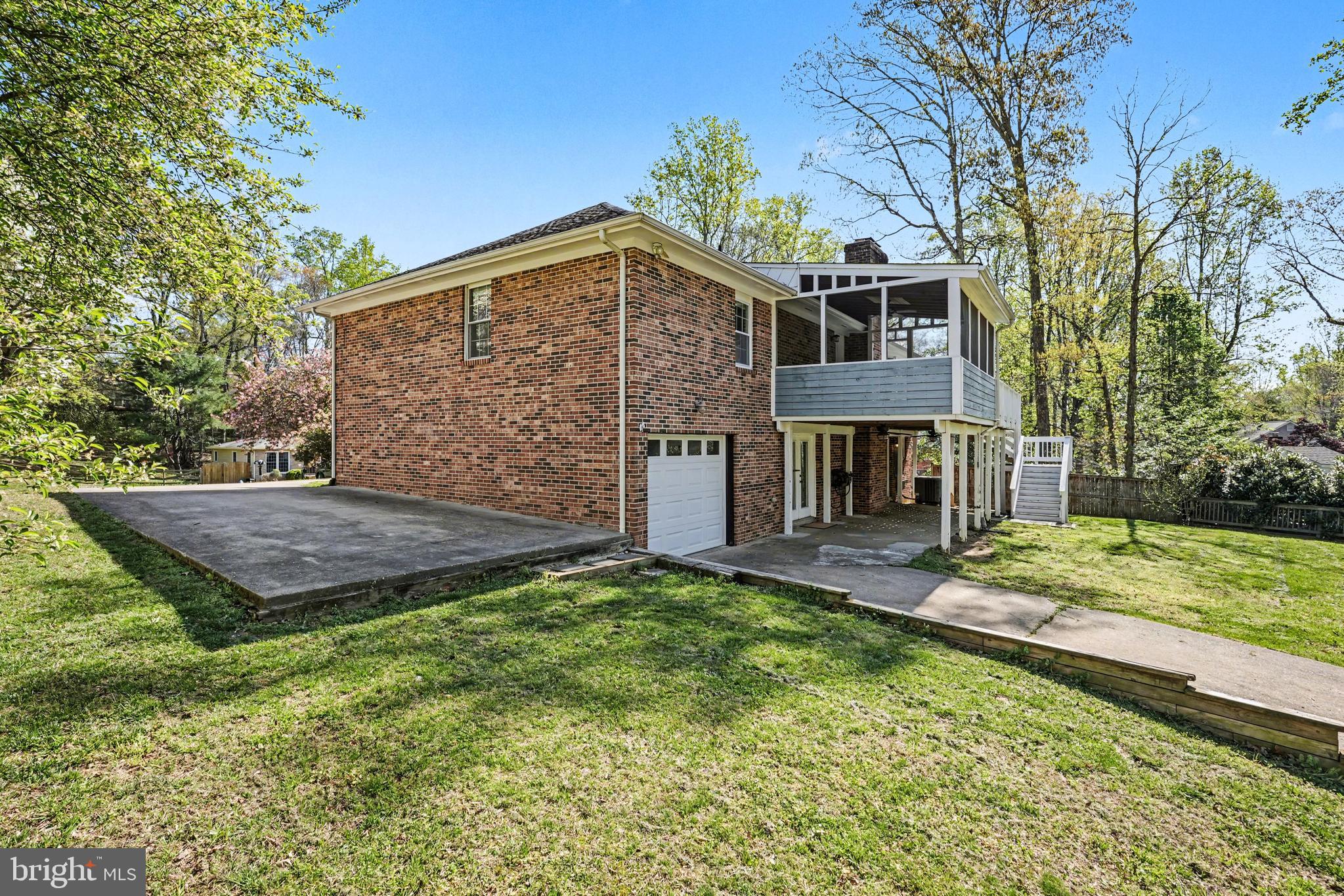 1014 BLACKBEARD DRIVE