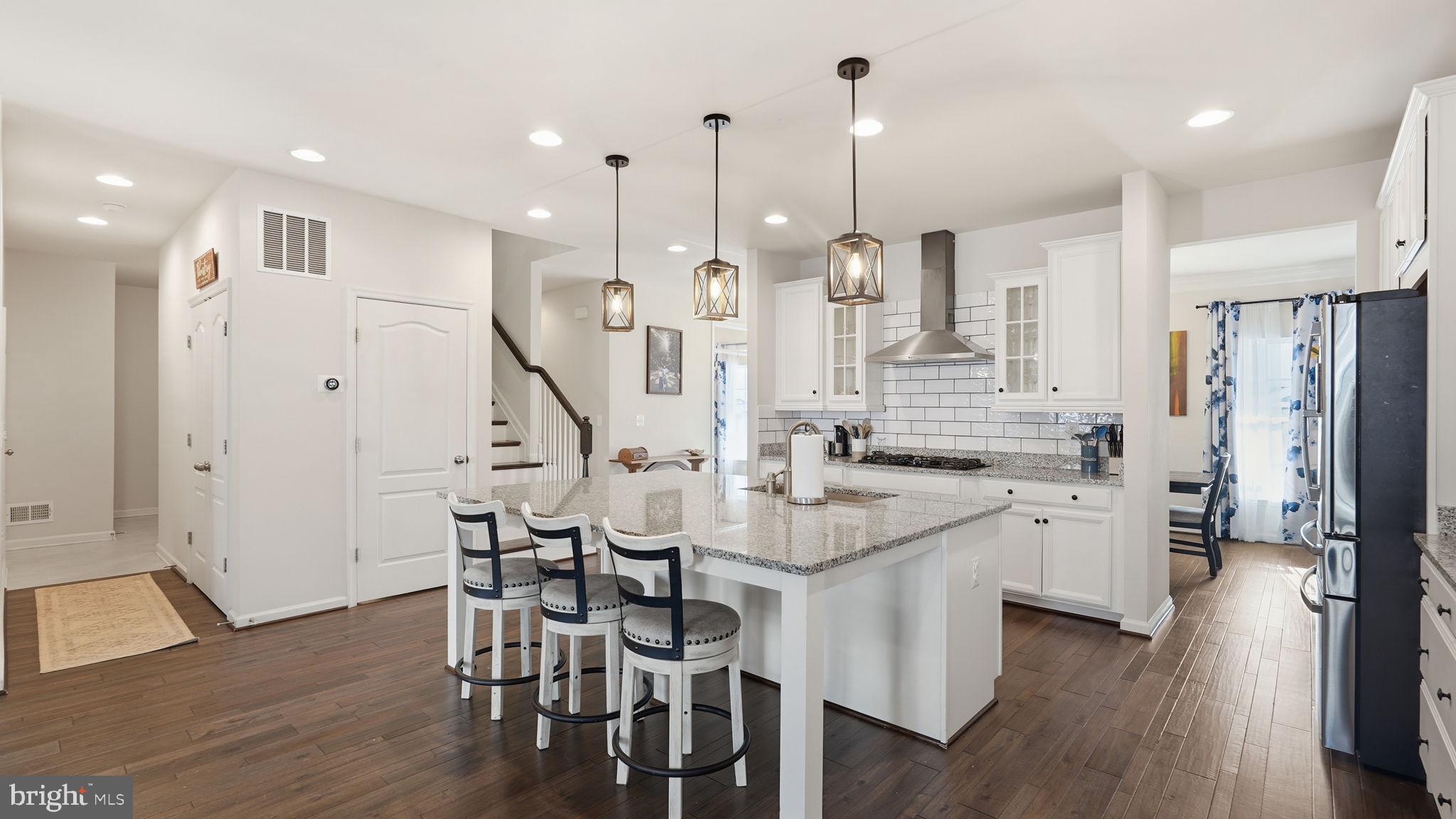 1050 CORIANDER LANE