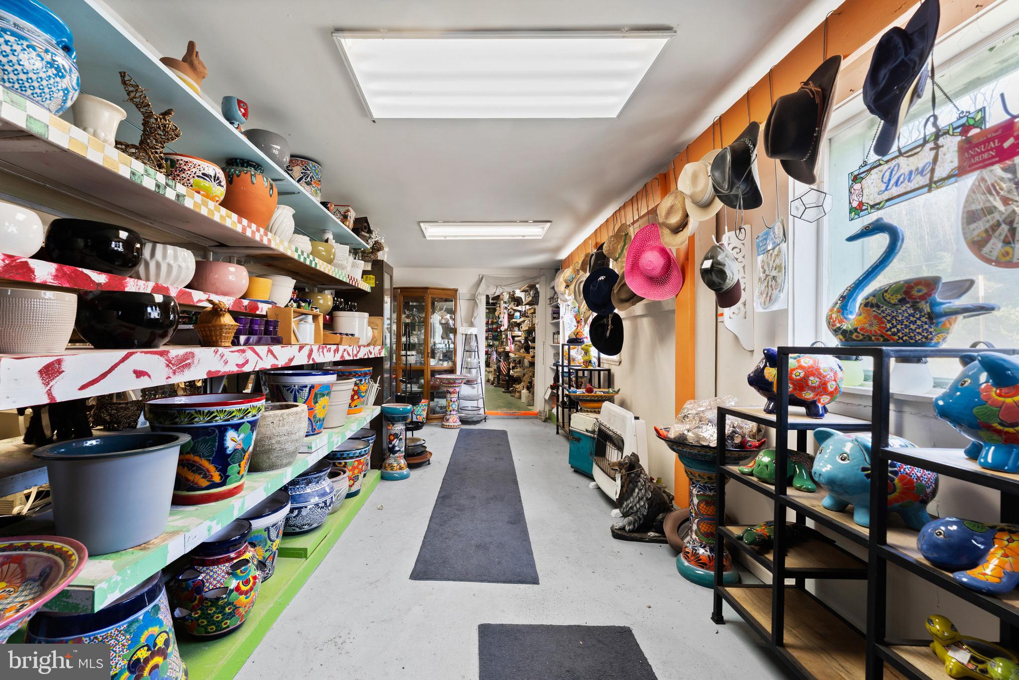 3357 RICHMOND HIGHWAY