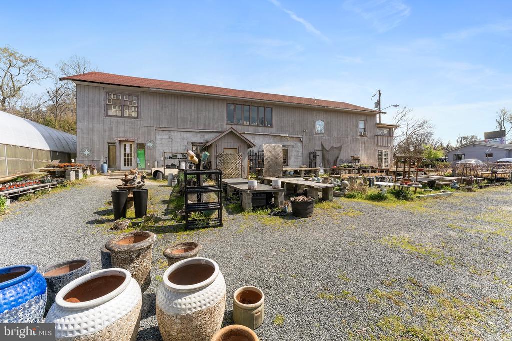 3357 RICHMOND HIGHWAY