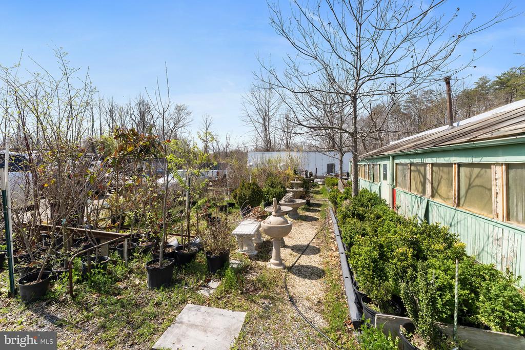 3357 RICHMOND HIGHWAY