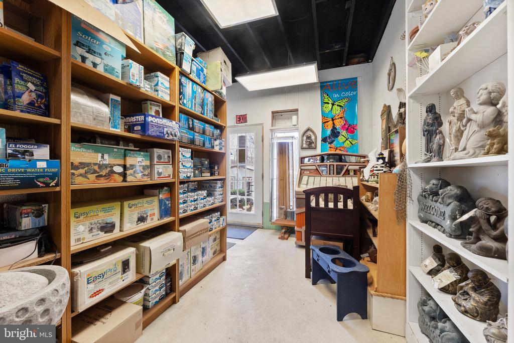 3357 RICHMOND HIGHWAY