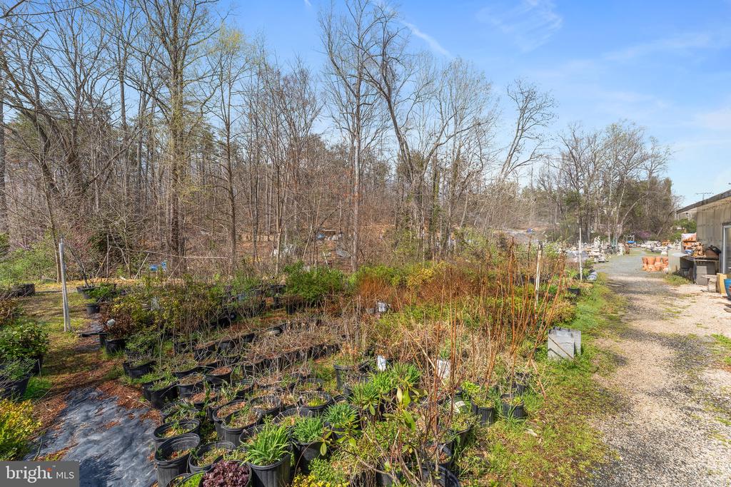3357 RICHMOND HIGHWAY