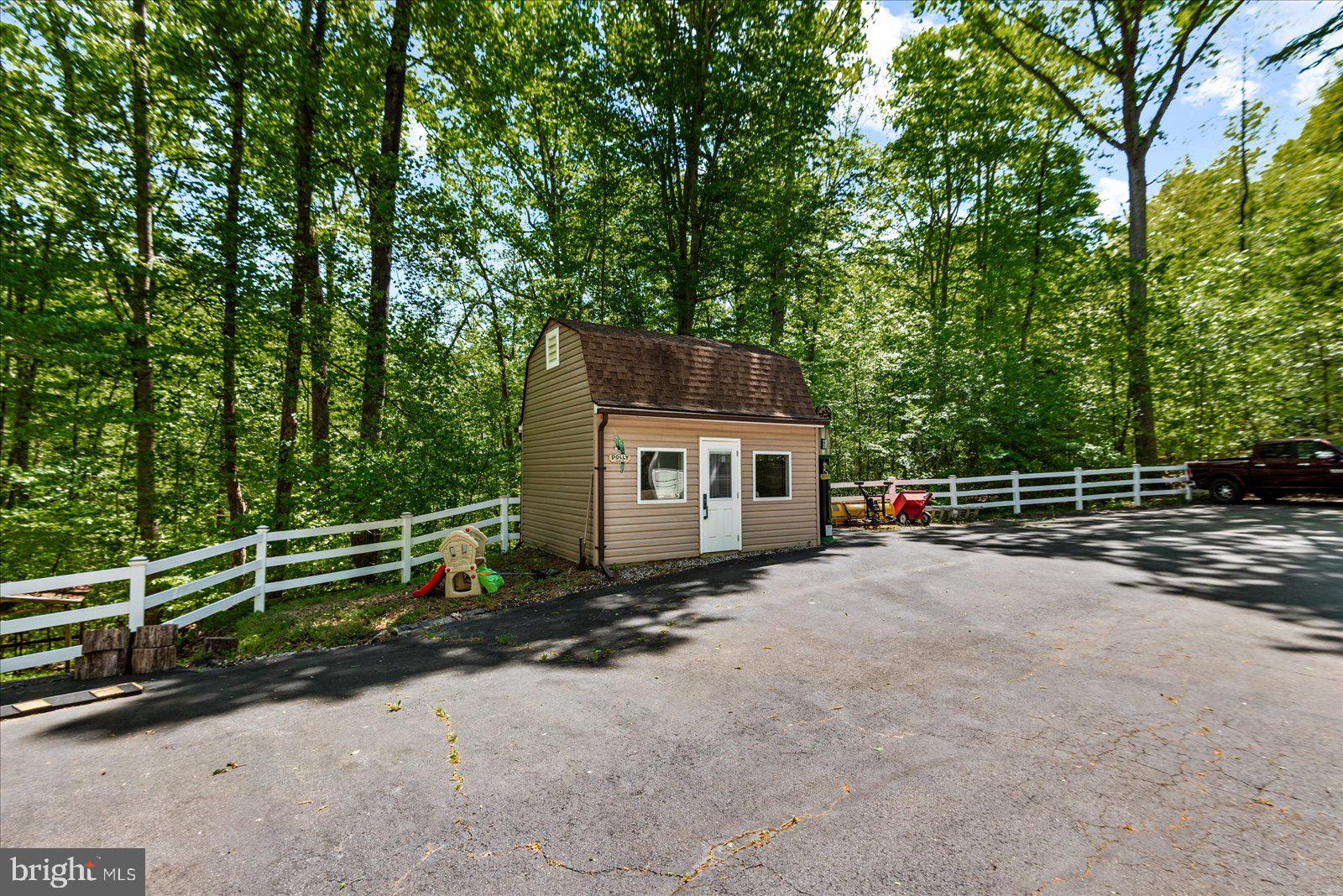 115 SOUTHERN VIEW DRIVE