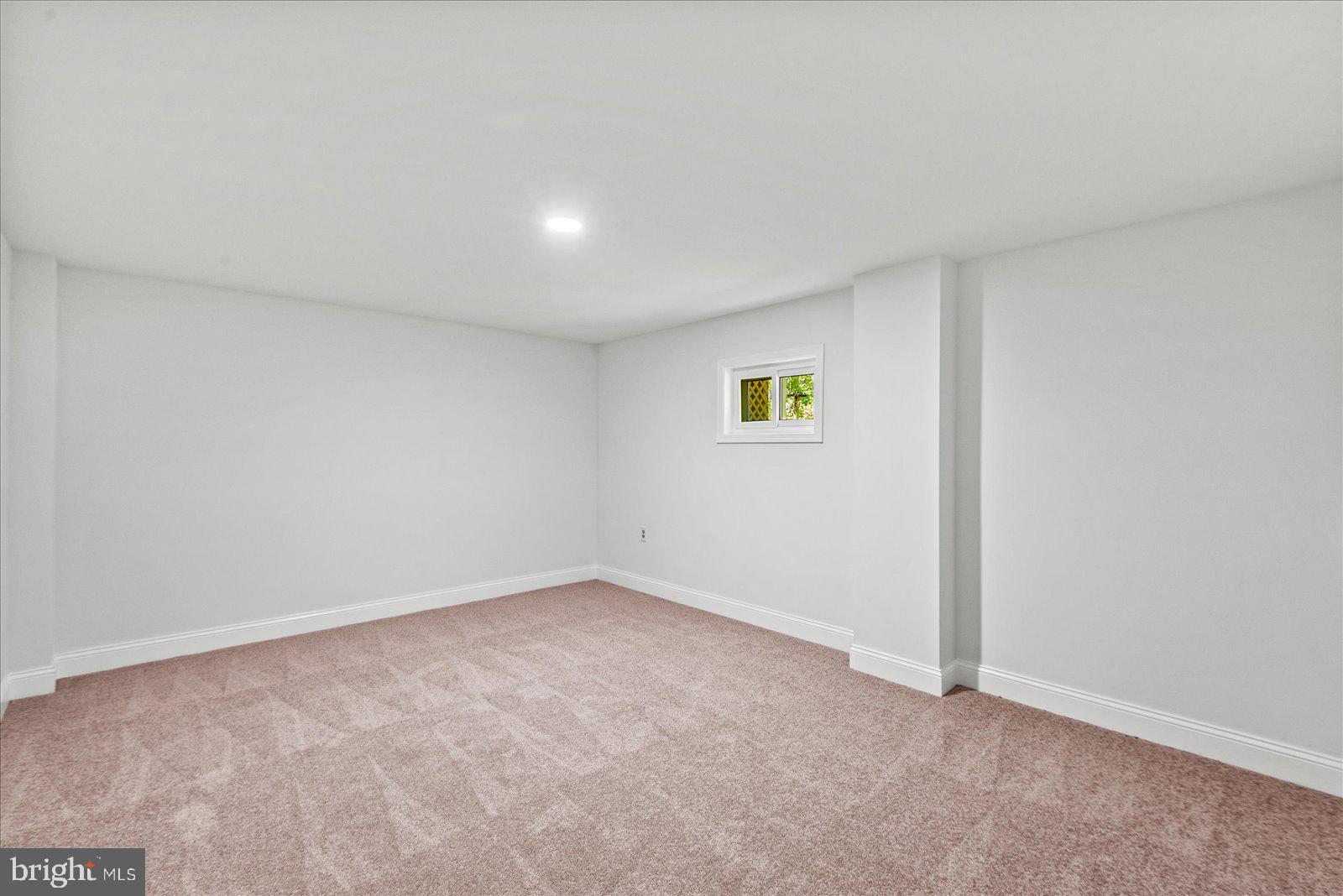 37 HOPE ROAD