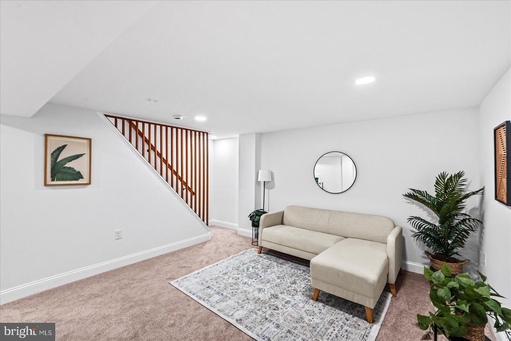 37 HOPE ROAD