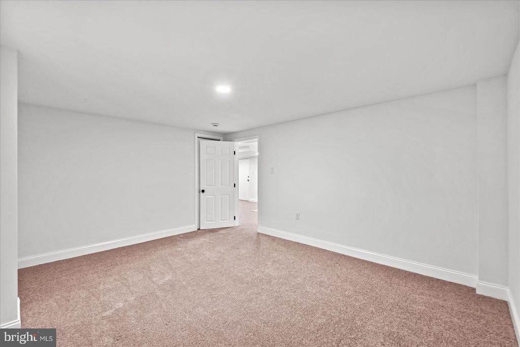 37 HOPE ROAD