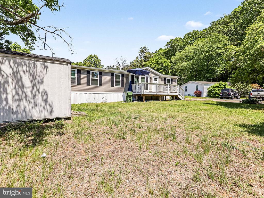 28 CASTLE CT