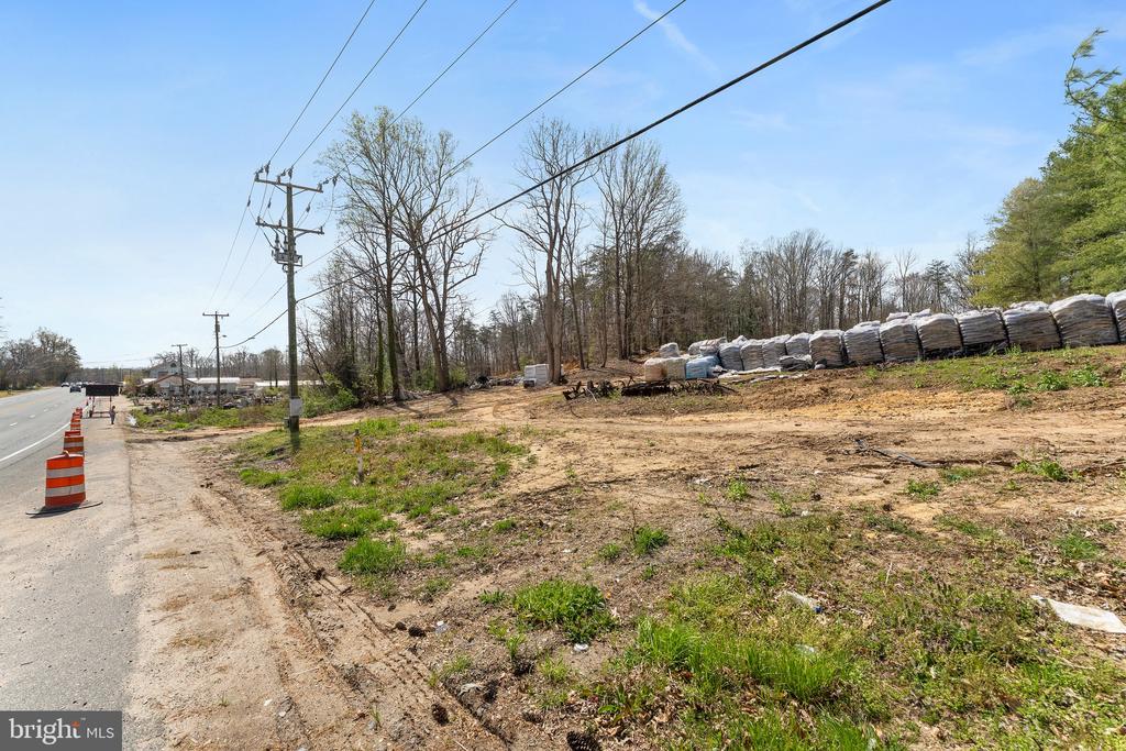 T.M. 21A-1-27, RICHMOND HWY