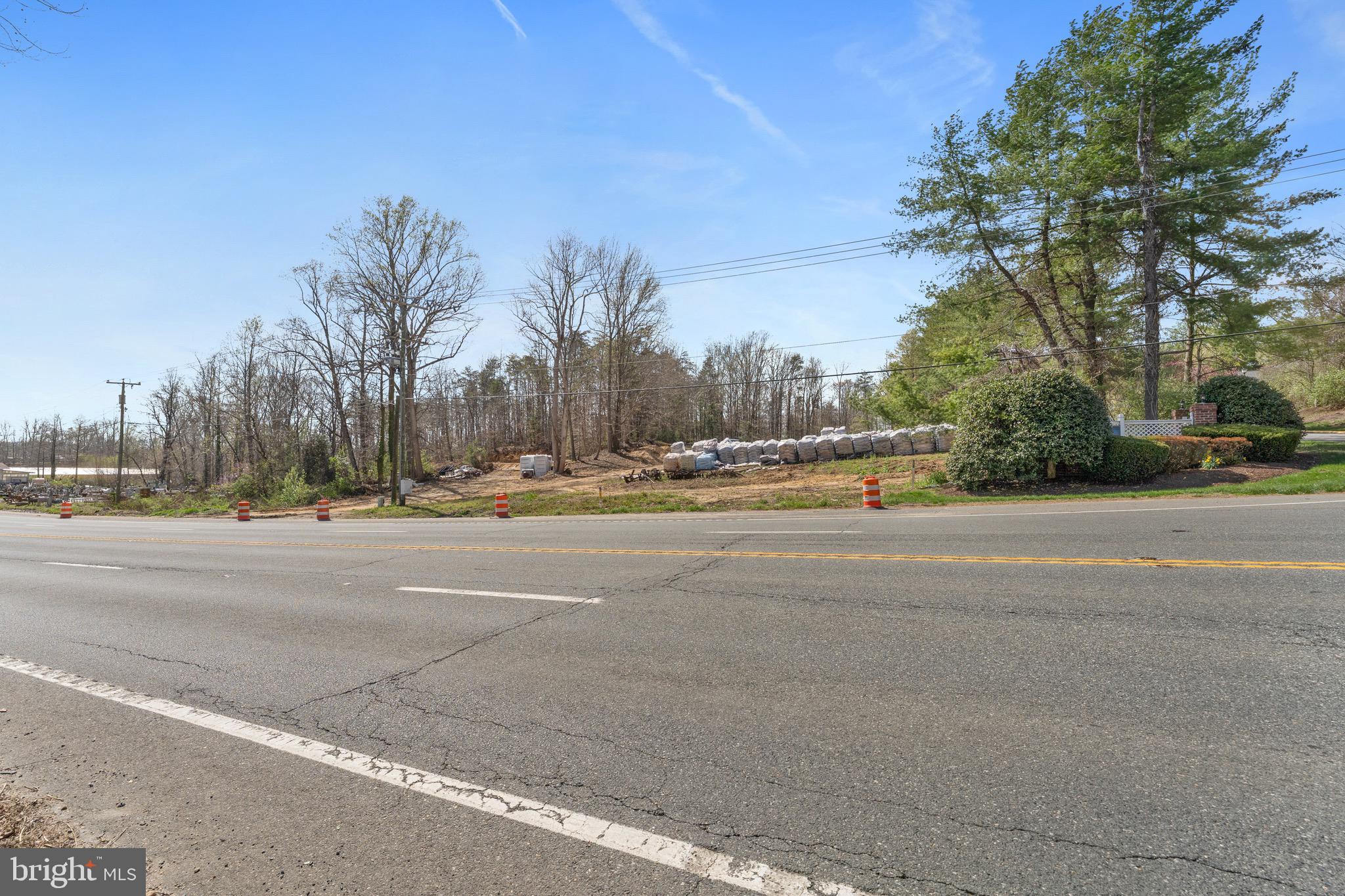T.M. 21A-1-27, RICHMOND HWY