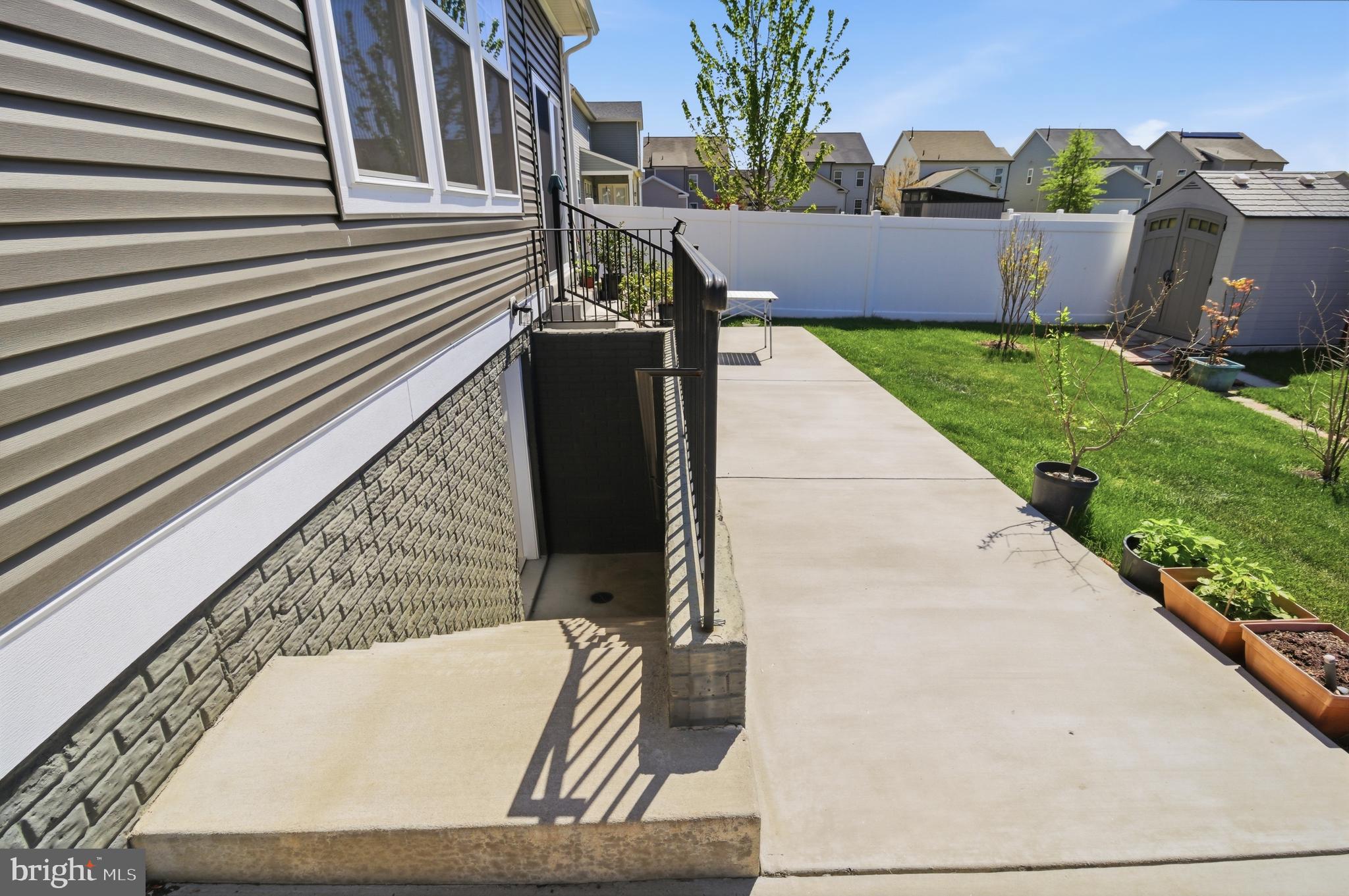 208 CONEFLOWER LANE
