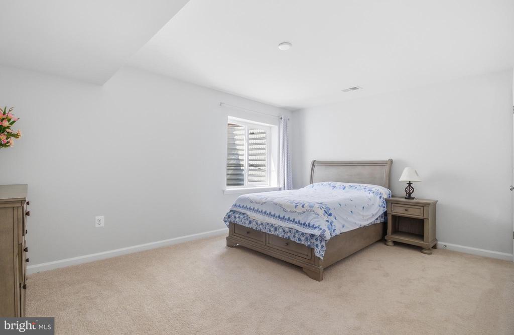 208 CONEFLOWER LANE