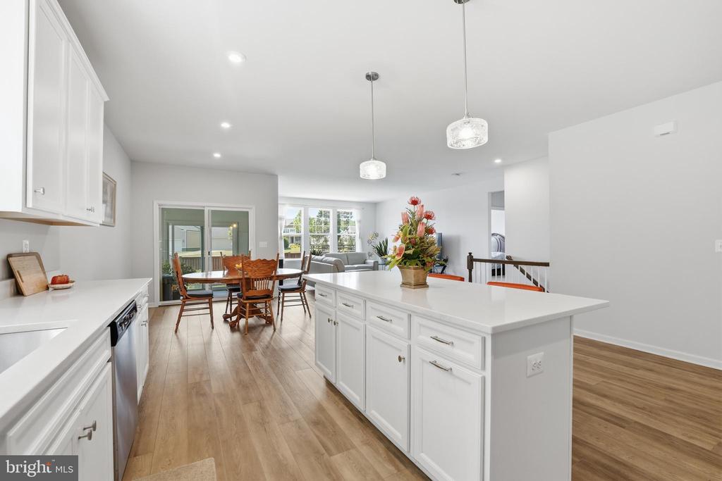 208 CONEFLOWER LANE