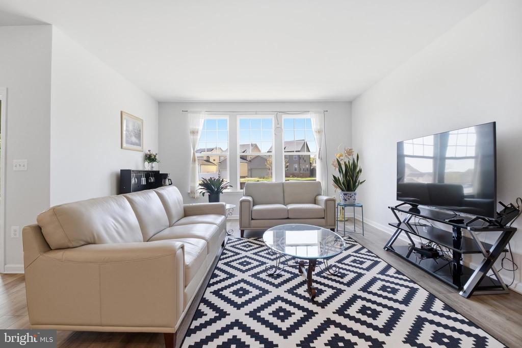 208 CONEFLOWER LANE