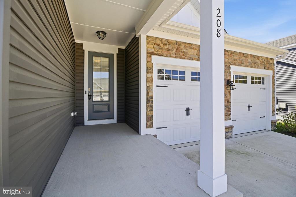 208 CONEFLOWER LANE