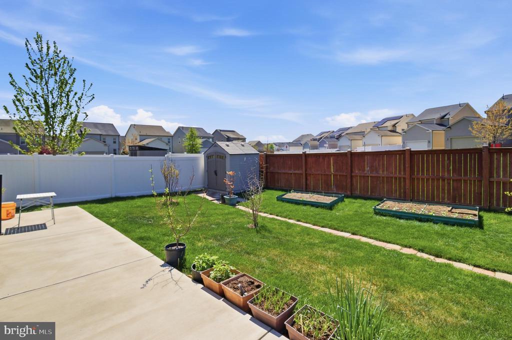 208 CONEFLOWER LANE