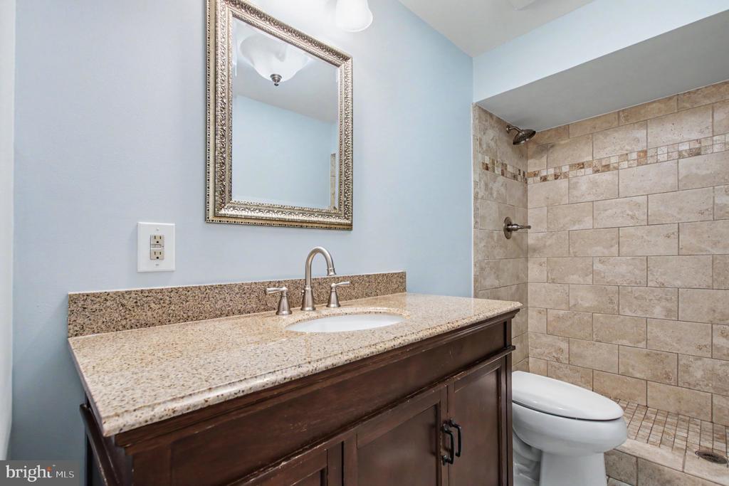 504 PROVIDENCE ST Unit: 504