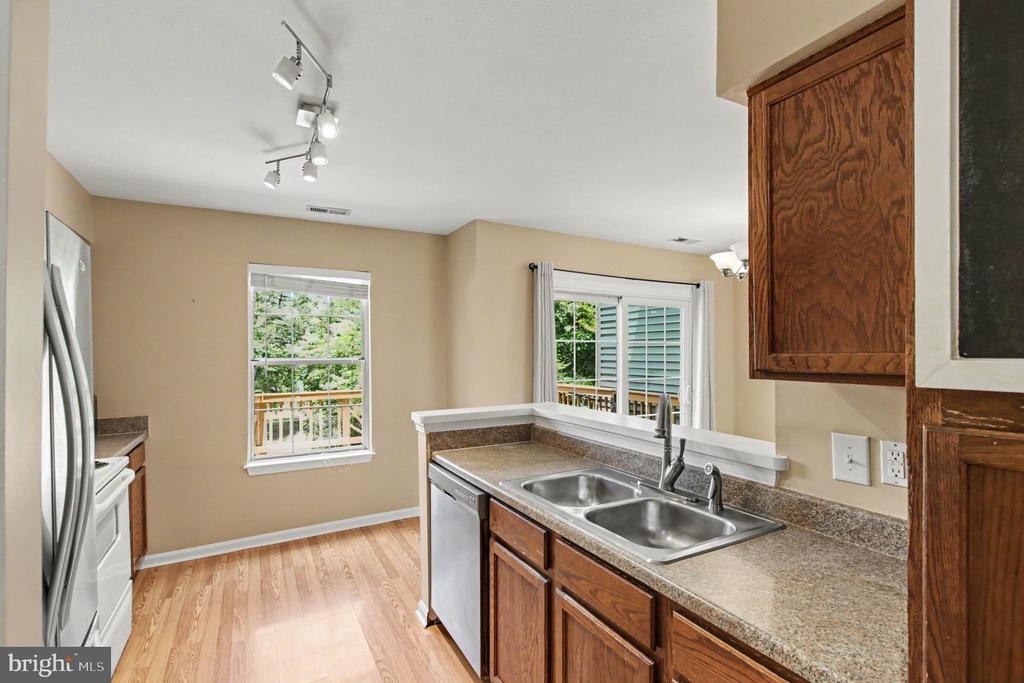 504 PROVIDENCE ST Unit: 504