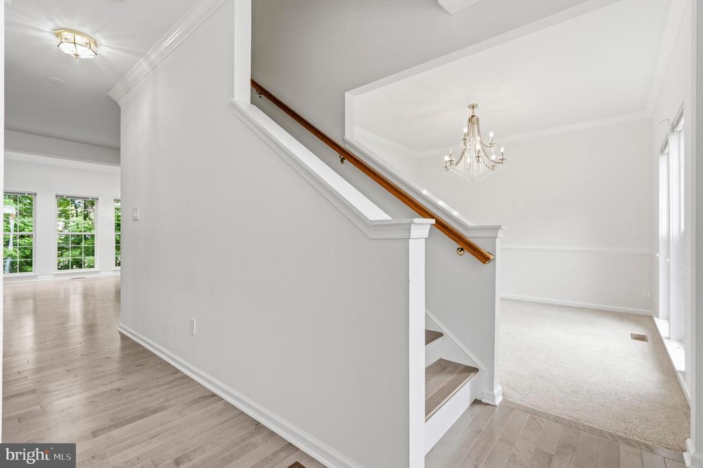 33 JADE DRIVE
