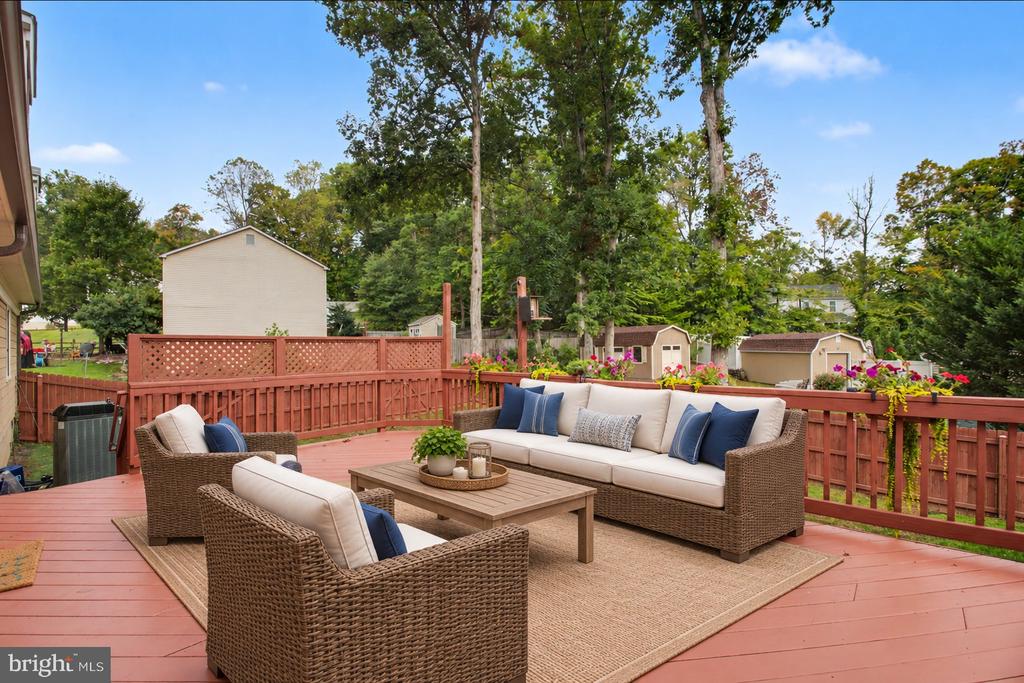 1100 JOHN PAUL JONES DRIVE